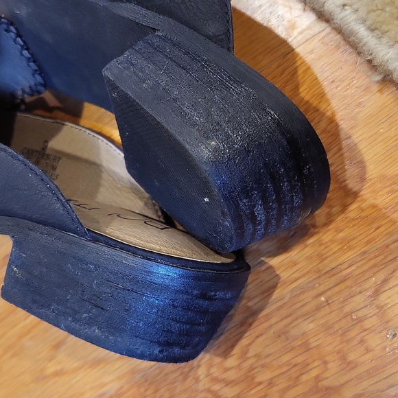 Corkys "Canterbury" Leopard Printed Loafers - Picture 10 of 10